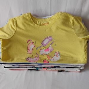 Lot Of 15 Girls Print Tees